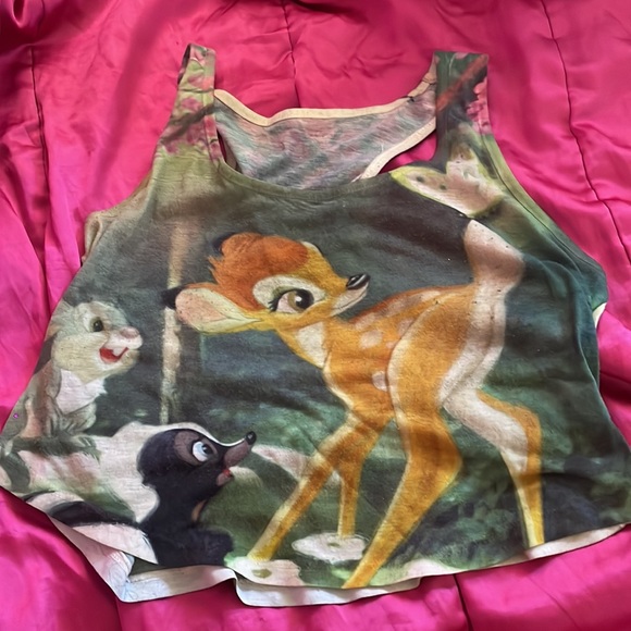 Forever 21 Tops - Forever 21 Bambi Crop Top 🤍